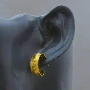 Special texture 22k gold hoop earrings