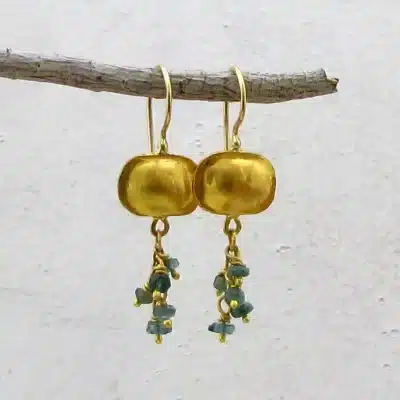 Emerald dangle 22k Earrings