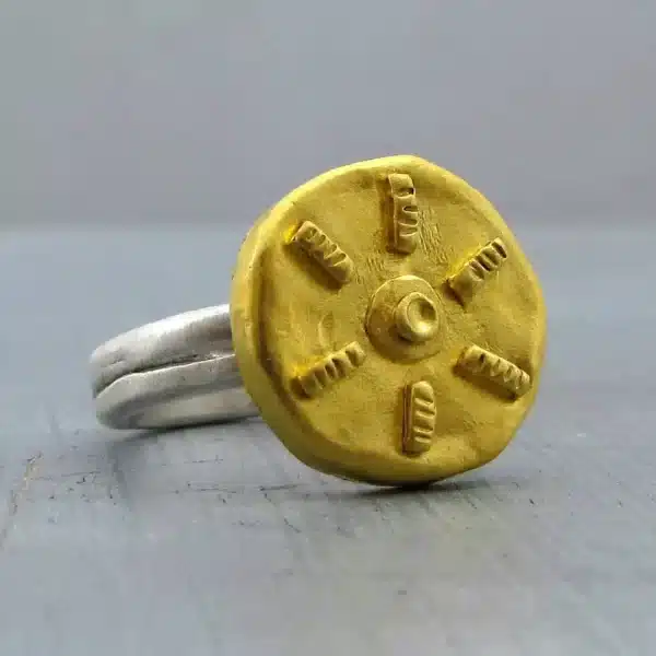 24 karat gold 'sun' ring
