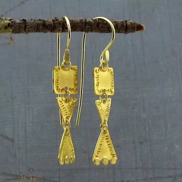 Dangle Geometric 22k gold earrings