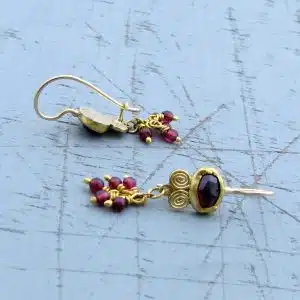 Dangle Garnet 22k gold earrings