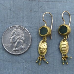 Aventurine 22k gold earrings