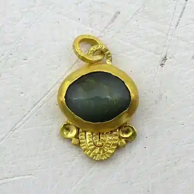 Chrysoberyl Cat's Eye 24 karat gold pendant