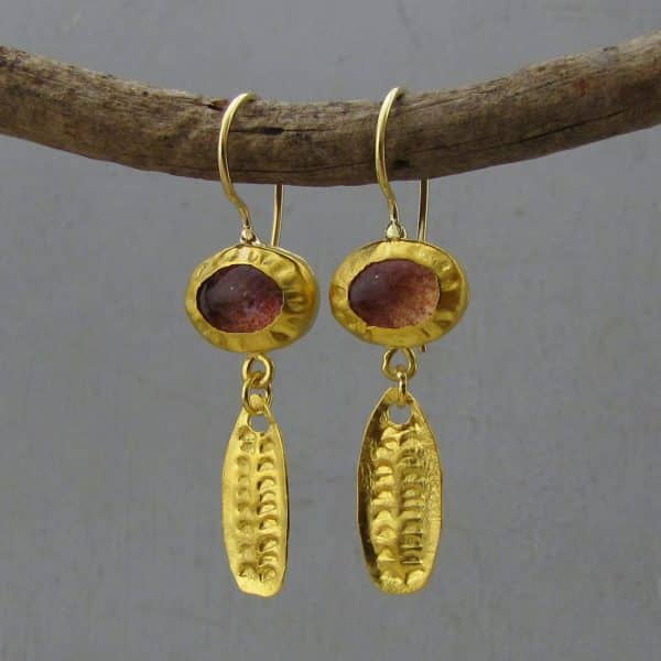 Dangle Strawberry Quartz 24k gold earrings