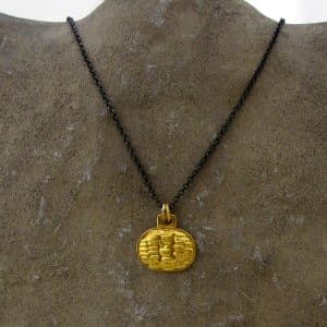 24k gold elliptic pendant necklace