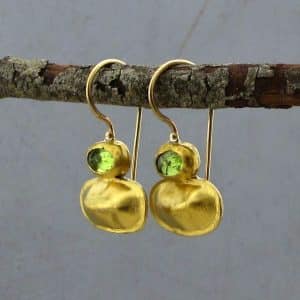 Handmade Peridot 24k gold dangle earrings