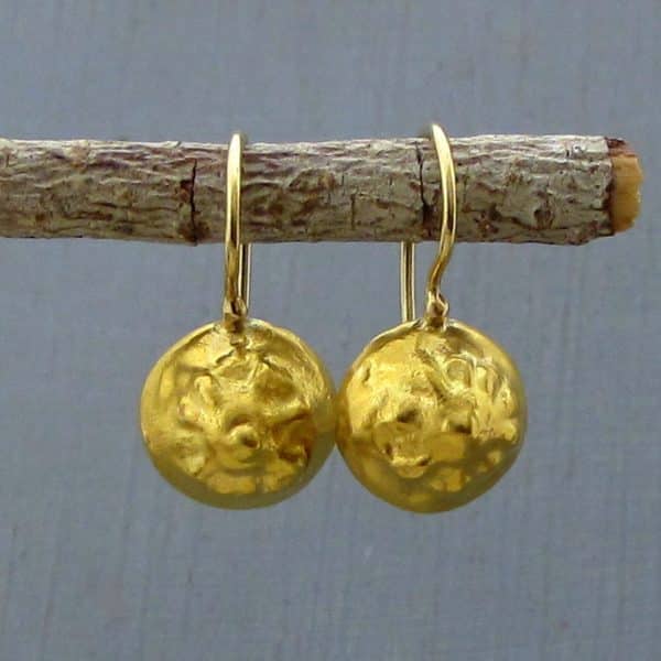 Dangle dome 22 karat gold dangle earrings