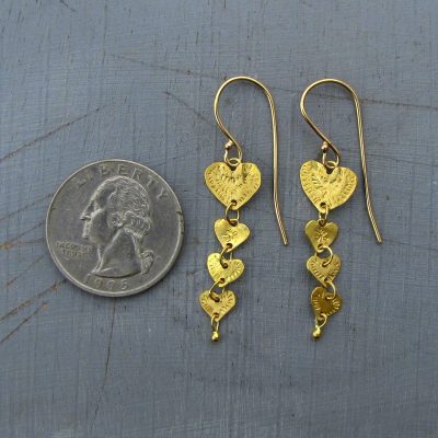 22k gold hearts dangle earrings