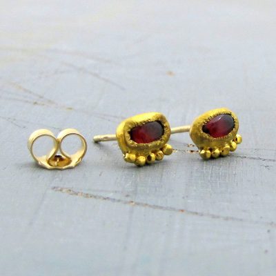 Solid 24k gold Garnet studs earrings