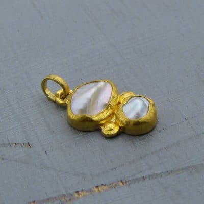 Handmade Pearls & 24k gold pendant