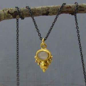 Ceylon Moonstone & 24k gold pendant