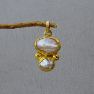 Handmade Pearls & 24k gold pendant
