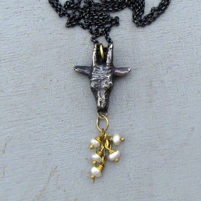 solid-22k-gold-necklace-with-silver-goat-head