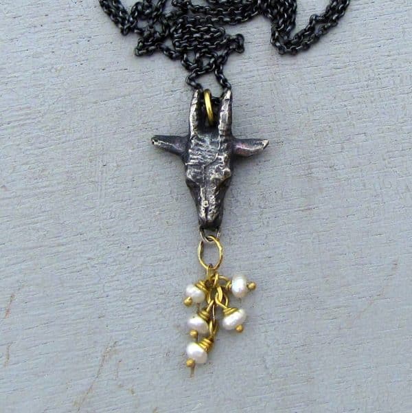 solid-22k-gold-necklace-with-silver-goat-head